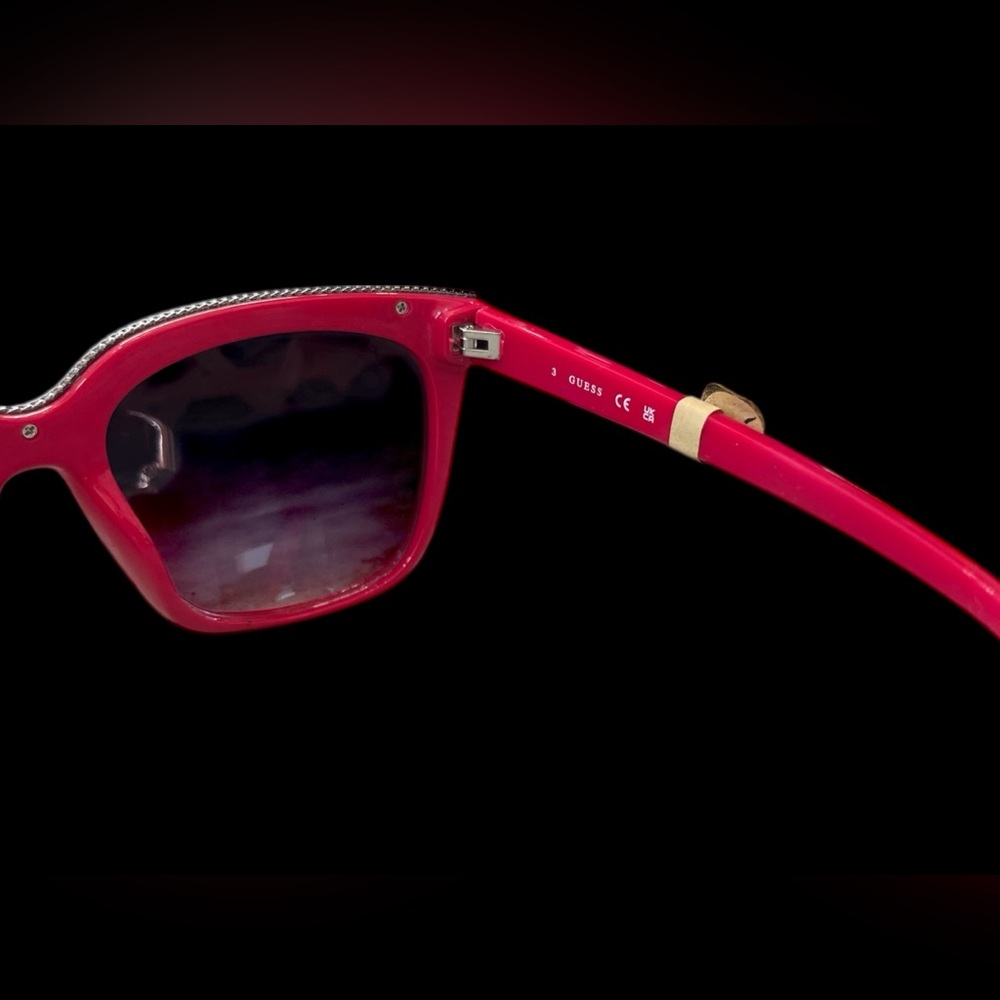 NWT Guess Bold Hot Pink/Red Sunglasses - Picture 6 of 11